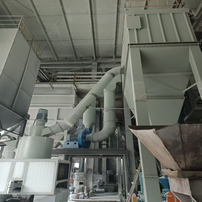 Wollastonite grinding mill for refractory material